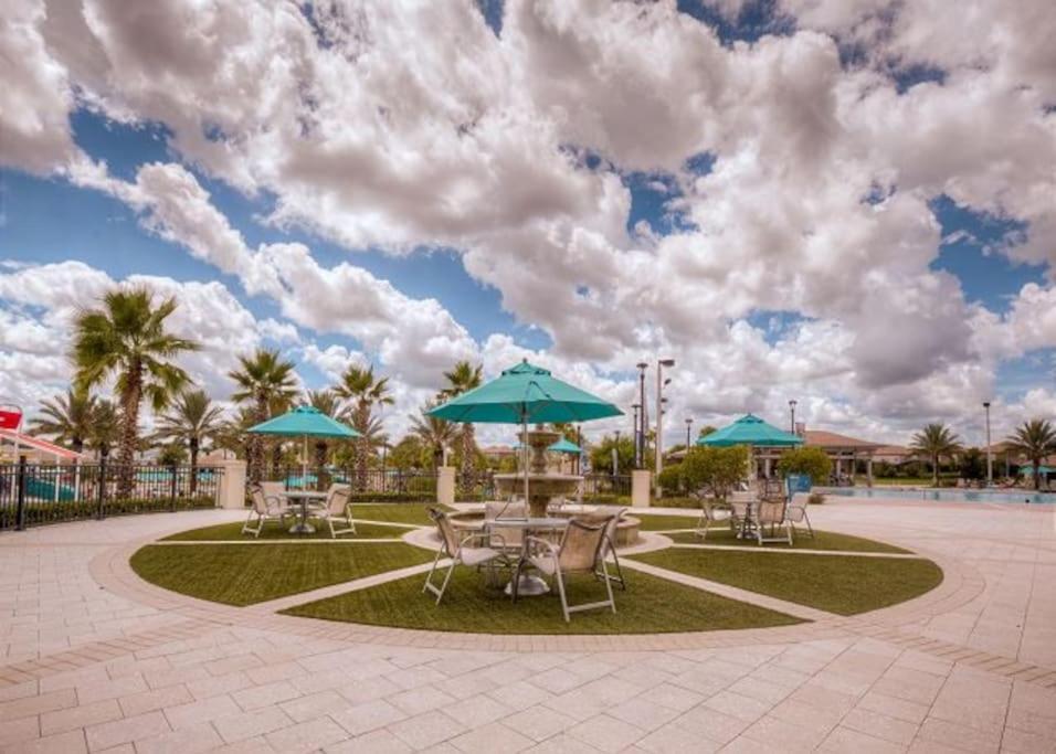 Holiday home Starwars Game 9bd5ba Sleep 25 Championsgate *