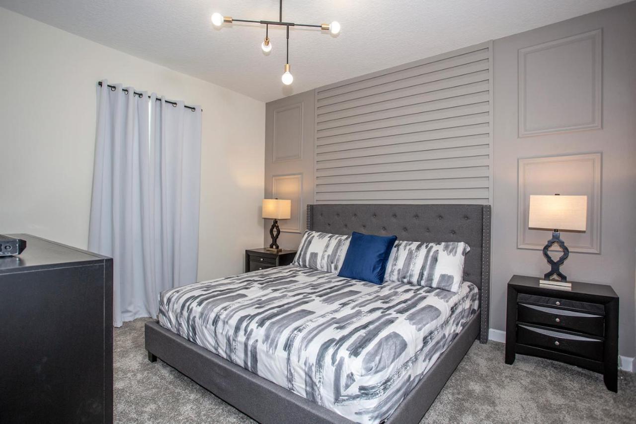Holiday home Starwars Game 9bd5ba Sleep 25 Championsgate *