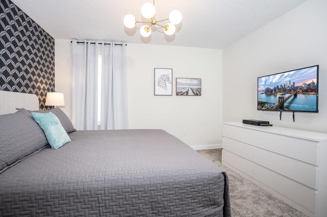 Starwars Game 9bd5ba Sleep 25 Championsgate Holiday home *